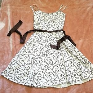 AlynPaige New York Sundress in EUC